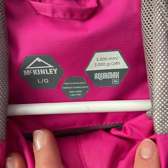 McKinley rain jacket - Picture 4 of 5